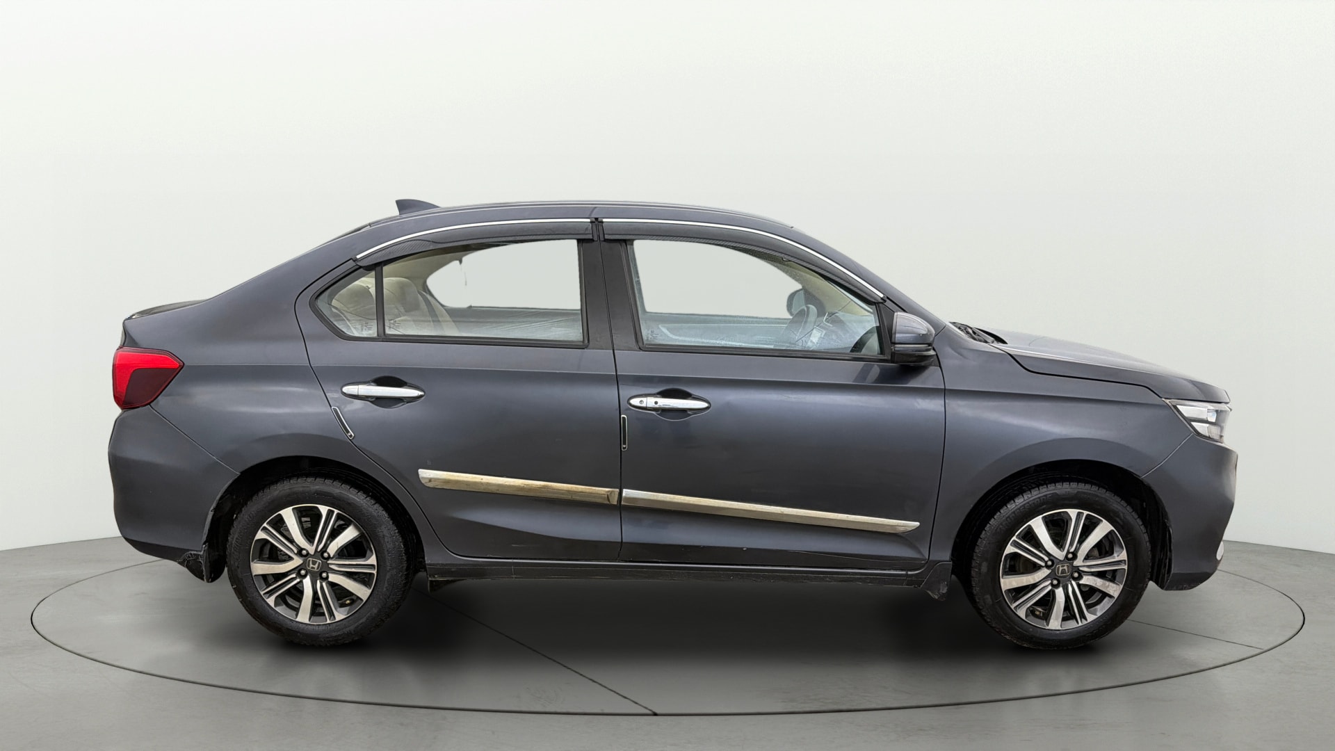 View 2022 Honda Amaze E MT Petrol BS IV Image 8 Used 2022 Honda Amaze E MT Petrol BS IV Image 8
