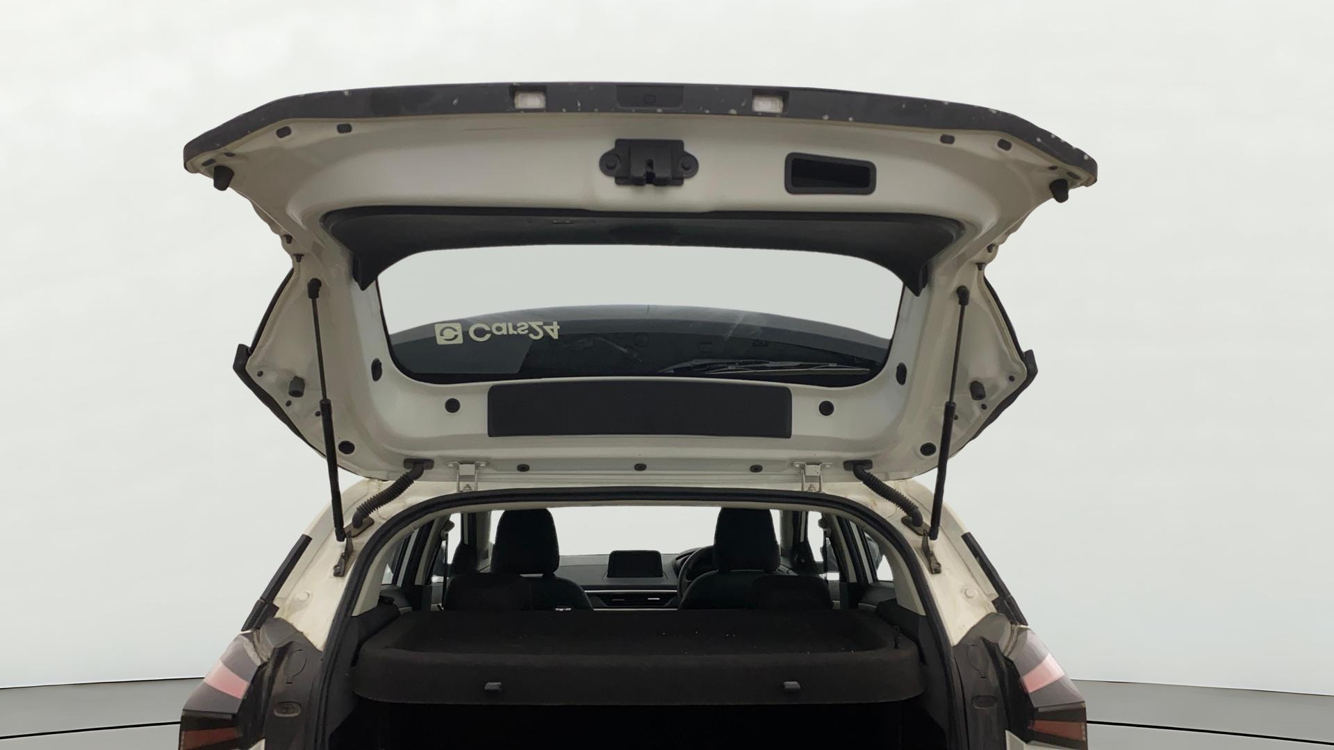 View 2024 Tata Nexon Revotron XE Image 16 Used 2024 Tata Nexon Revotron XE Image 16