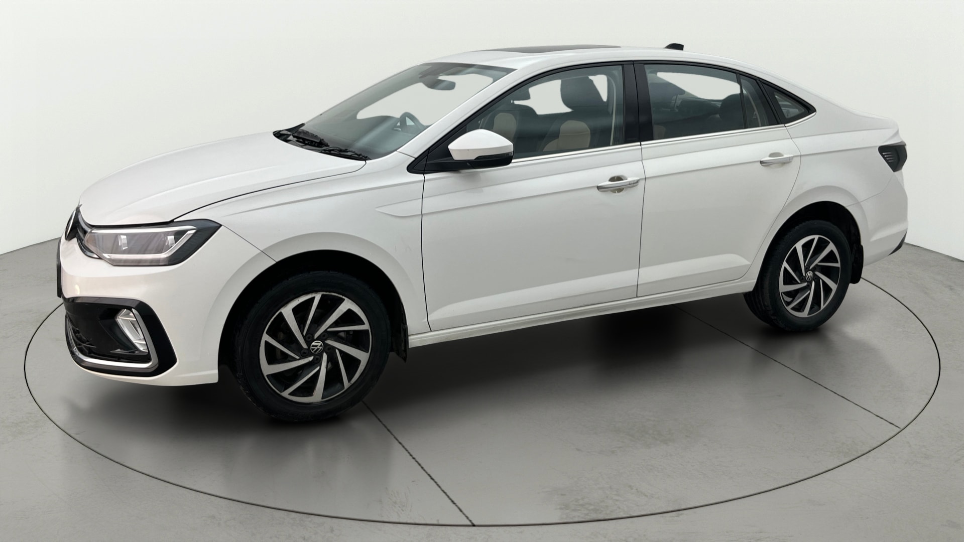 View 2023 Volkswagen Virtus Topline 1.0 TSI MT Image 37 Used 2023 Volkswagen Virtus Topline 1.0 TSI MT Image 37