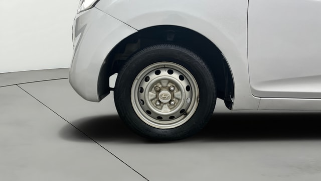 View Hyundai EON Image 27 Used Hyundai EON Image 27