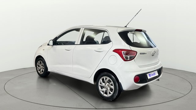 View Hyundai Grand i10 Image 2 Used Hyundai Grand i10 Image 2