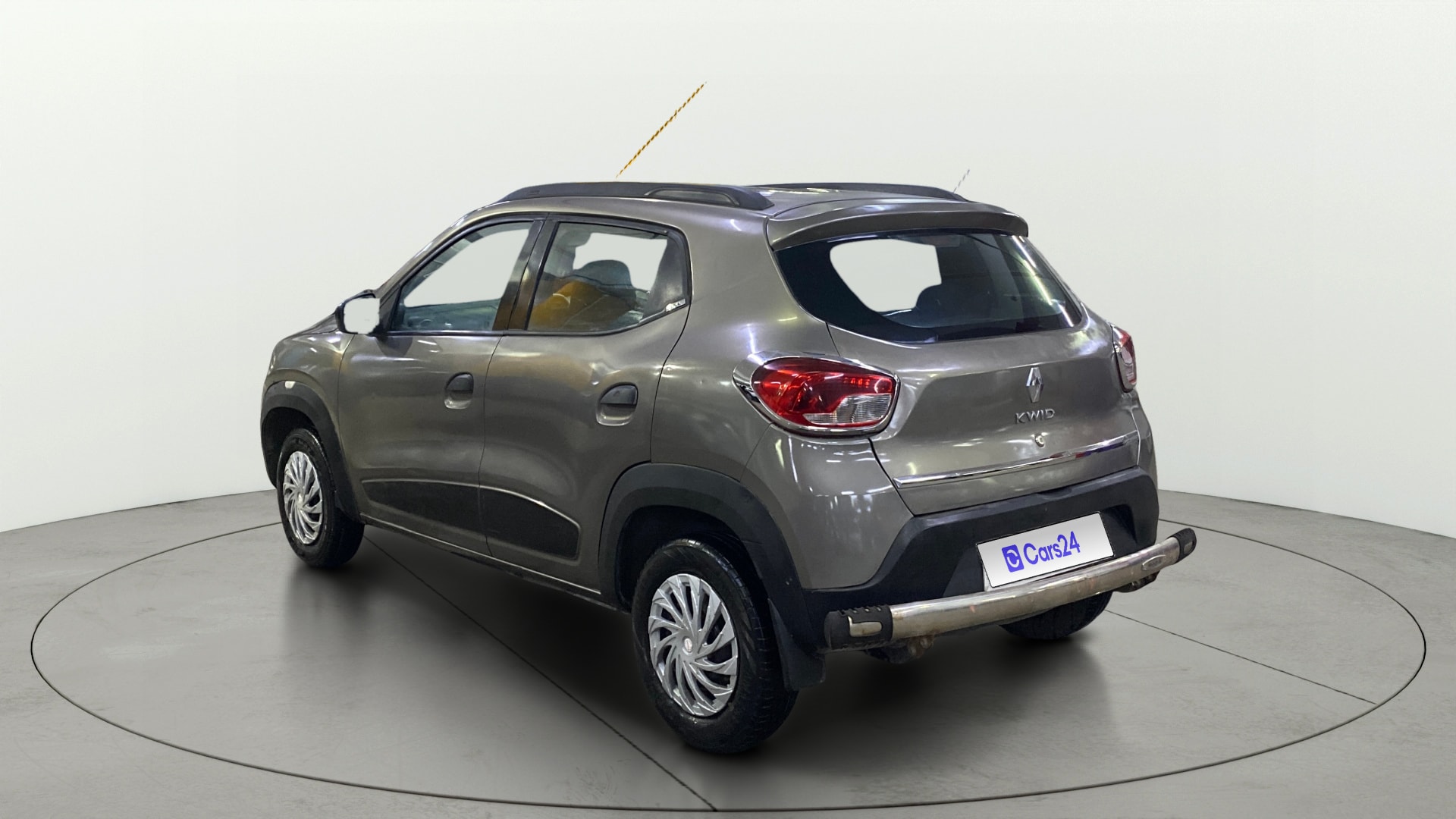 View 2018 Renault Kwid RXL Image 2 Used 2018 Renault Kwid RXL Image 2