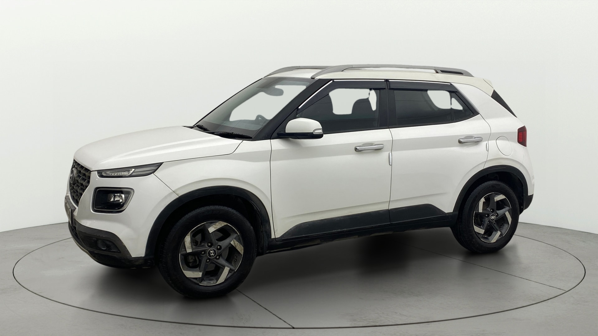 View 2019 Hyundai Venue SX Plus 1.0 Petrol AT Image 38 Used 2019 Hyundai Venue SX Plus 1.0 Petrol AT Image 38
