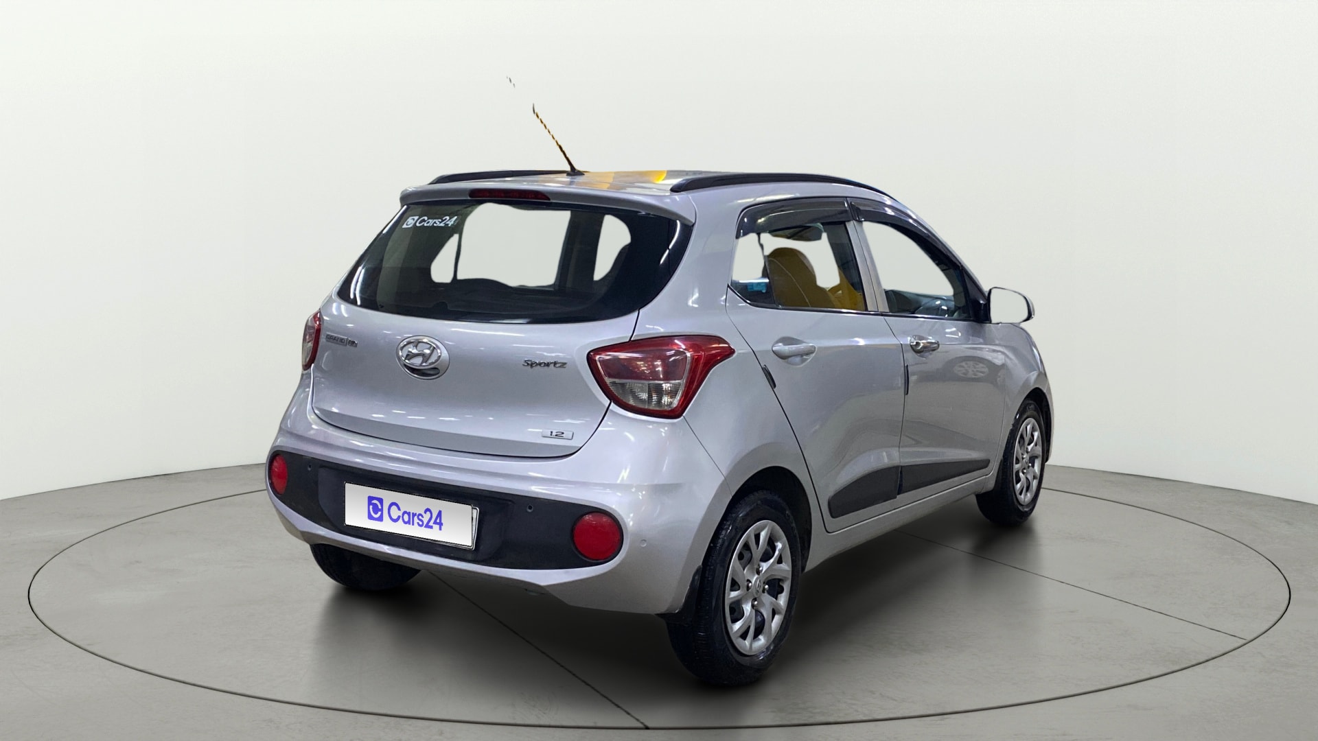 View 2017 Hyundai Grand i10 1.2 Sportz(O) Petrol Image 48 Used 2017 Hyundai Grand i10 1.2 Sportz(O) Petrol Image 48