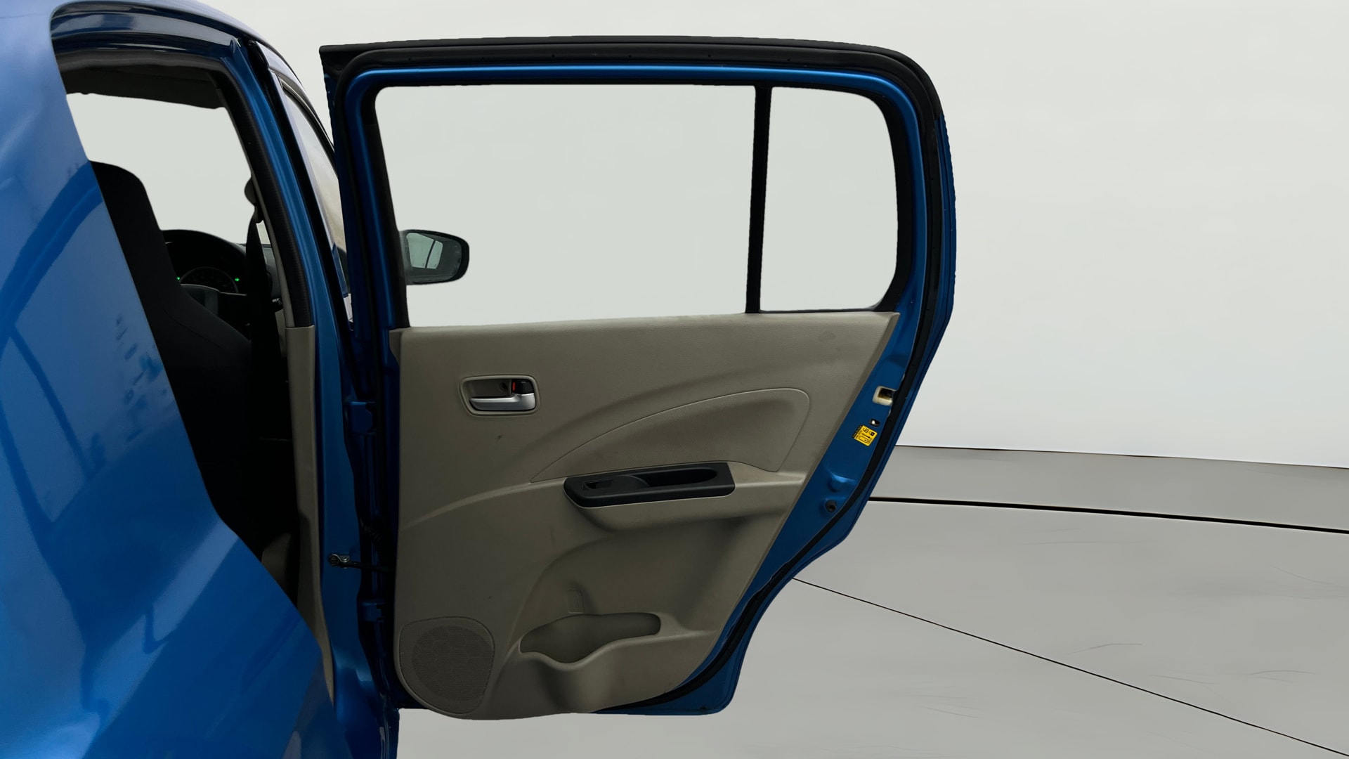 View 2016 Maruti Suzuki 1000 Base Variant Image 7 Used 2016 Maruti Suzuki 1000 Base Variant Image 7