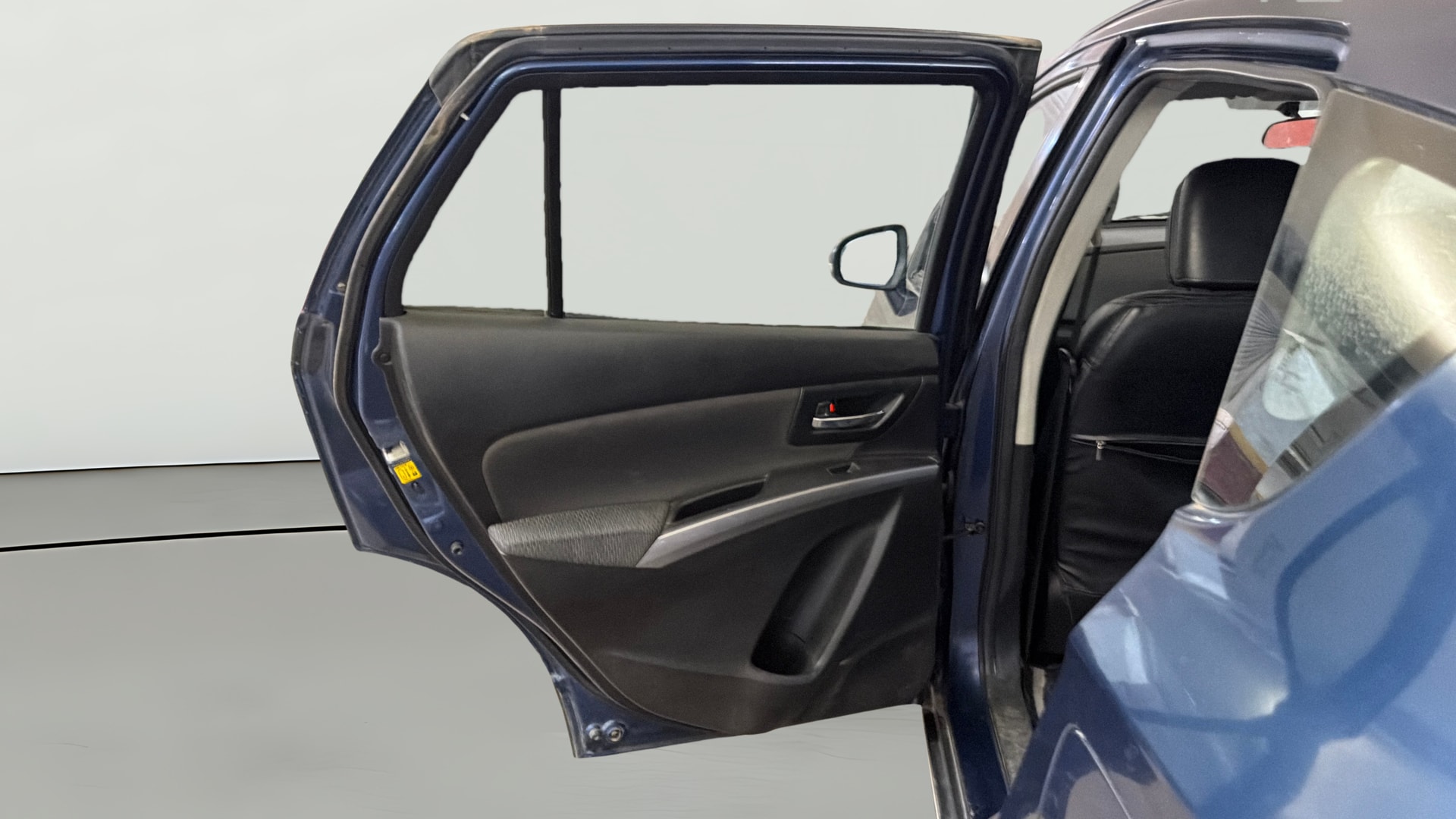 View 2018 Maruti Suzuki 1000 Base Variant Image 23 Used 2018 Maruti Suzuki 1000 Base Variant Image 23
