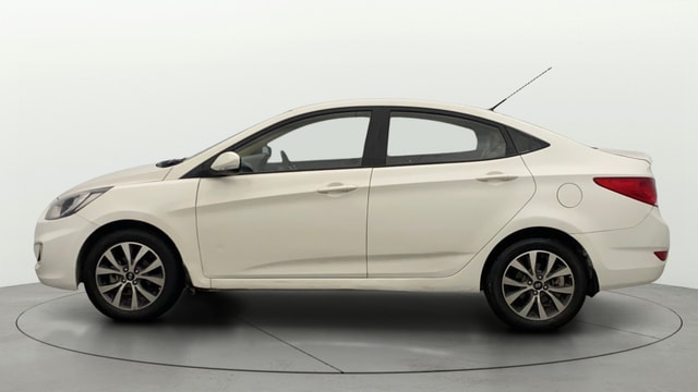 View Hyundai Fluidic Verna Image 25 Used Hyundai Fluidic Verna Image 25