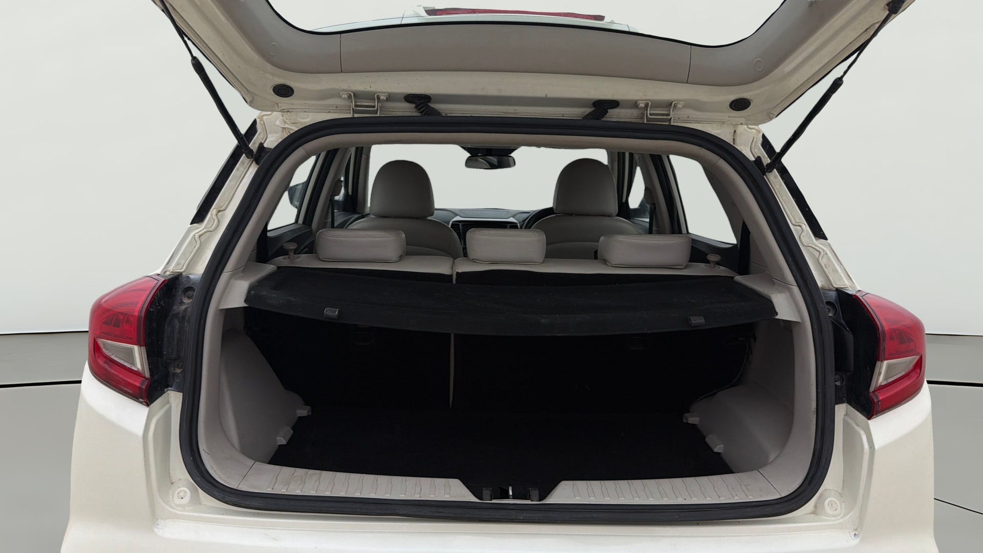 Used 2022 Mahindra XUV300 Used 2022 Mahindra XUV300