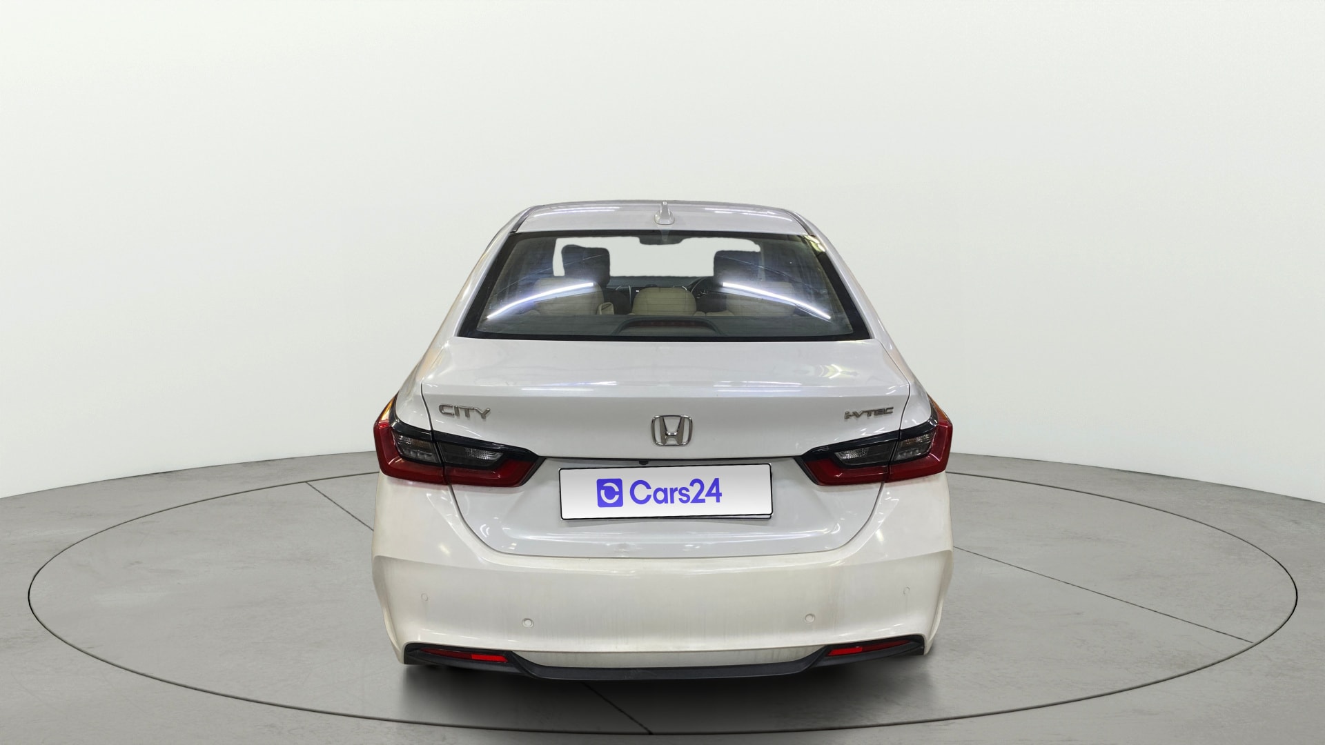 View 2023 Honda City ZX MT Diesel Anniversary Edition Image 5 Used 2023 Honda City ZX MT Diesel Anniversary Edition Image 5