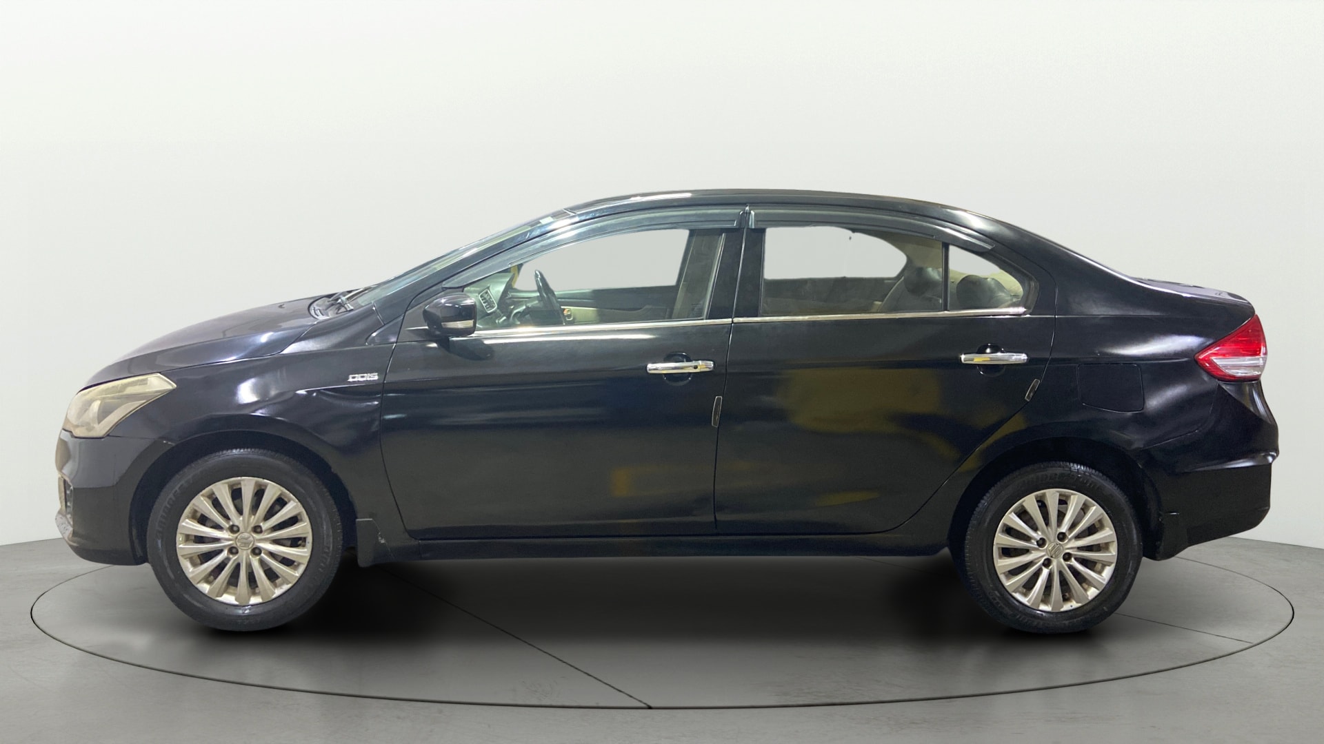 View 2017 Maruti Suzuki 1000 Base Variant Image 6 Used 2017 Maruti Suzuki 1000 Base Variant Image 6