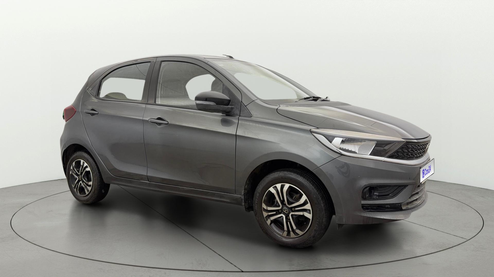 View 2023 Tata Tiago Revotorq XB Image 35 Used 2023 Tata Tiago Revotorq XB Image 35