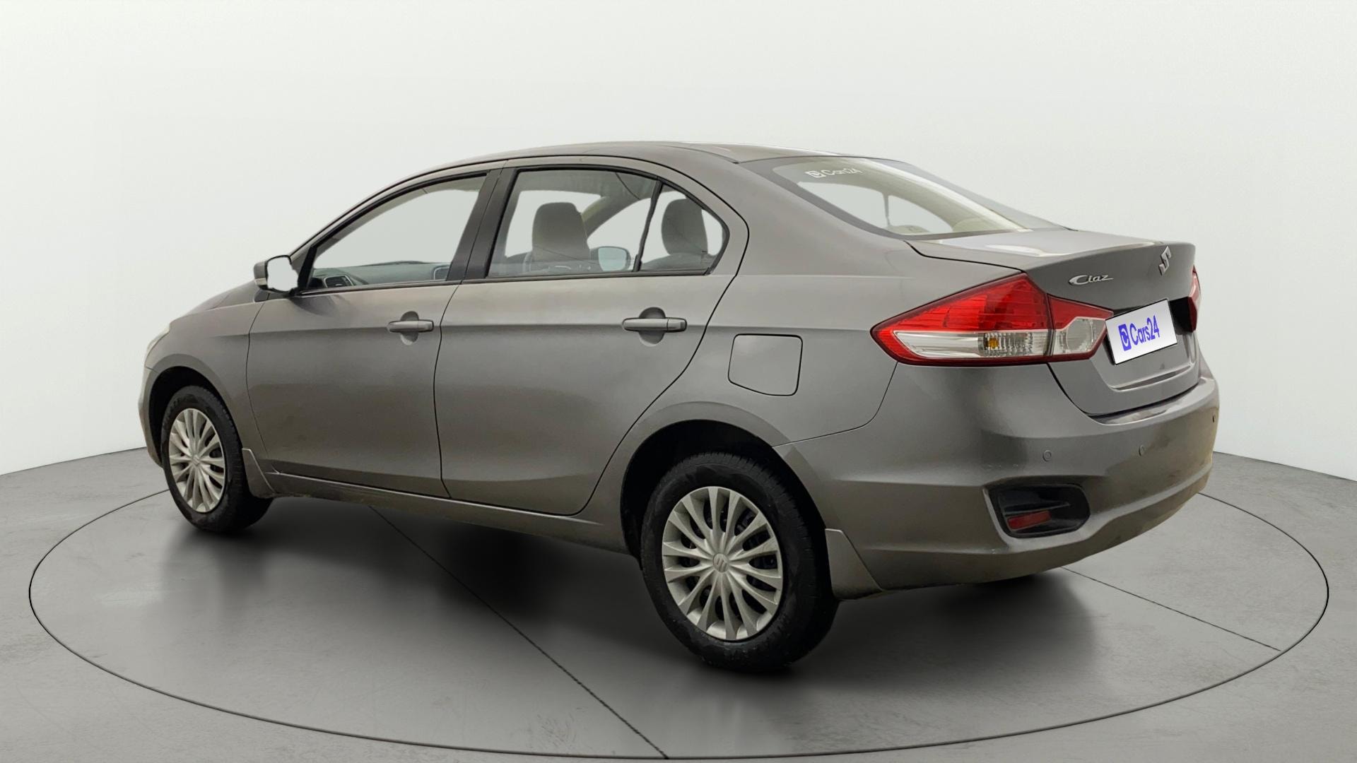 View 2017 Maruti Suzuki 1000 Base Variant Image 2 Used 2017 Maruti Suzuki 1000 Base Variant Image 2