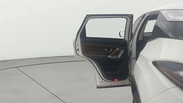View Tata Harrier Image 23 Used Tata Harrier Image 23