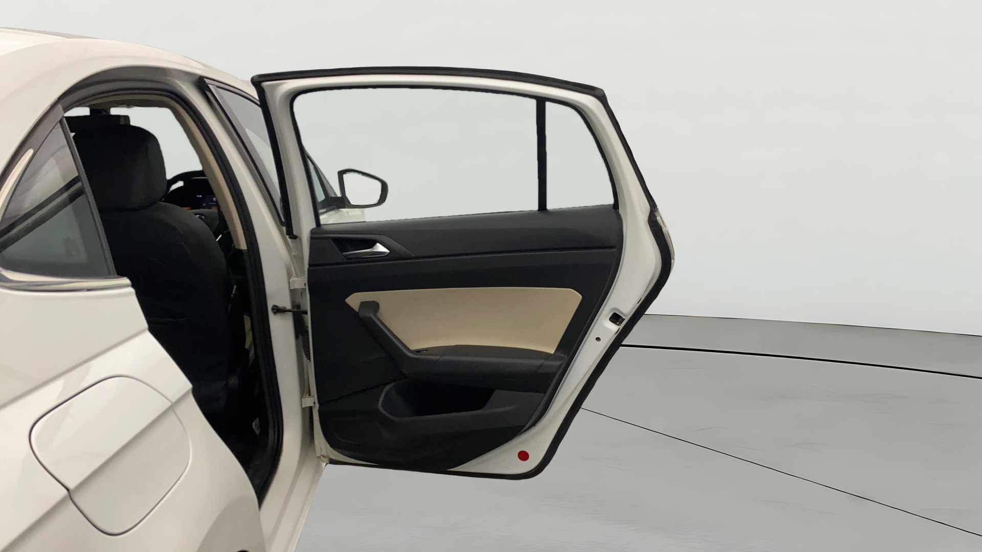 View 2022 Skoda Slavia Style 1.5 TSI DSG Image 6 Used 2022 Skoda Slavia Style 1.5 TSI DSG Image 6