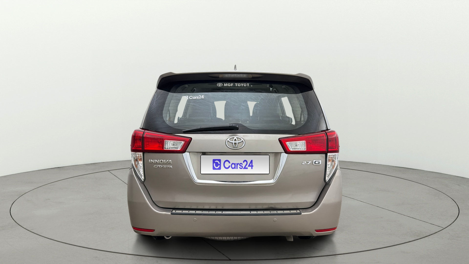 View 2019 Toyota Innova Crysta 2.4 G MT 7-Seater BS IV Image 40 Used 2019 Toyota Innova Crysta 2.4 G MT 7-Seater BS IV Image 40