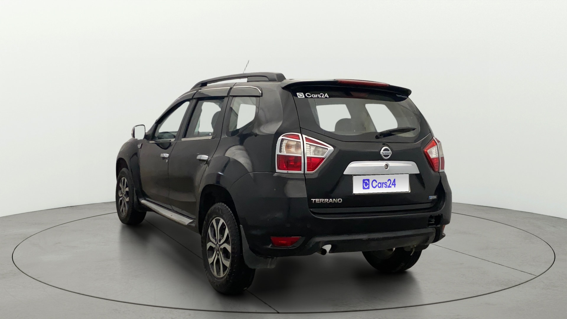 View 2018 Nissan Terrano XLD Plus 85PS Image 2 Used 2018 Nissan Terrano XLD Plus 85PS Image 2