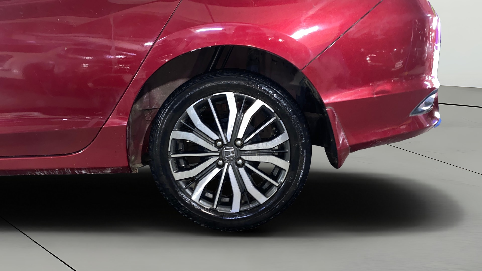 View 2019 Honda City ZX MT Diesel Anniversary Edition Image 12 Used 2019 Honda City ZX MT Diesel Anniversary Edition Image 12