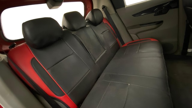 View Mahindra KUV100 Image 29 Used Mahindra KUV100 Image 29