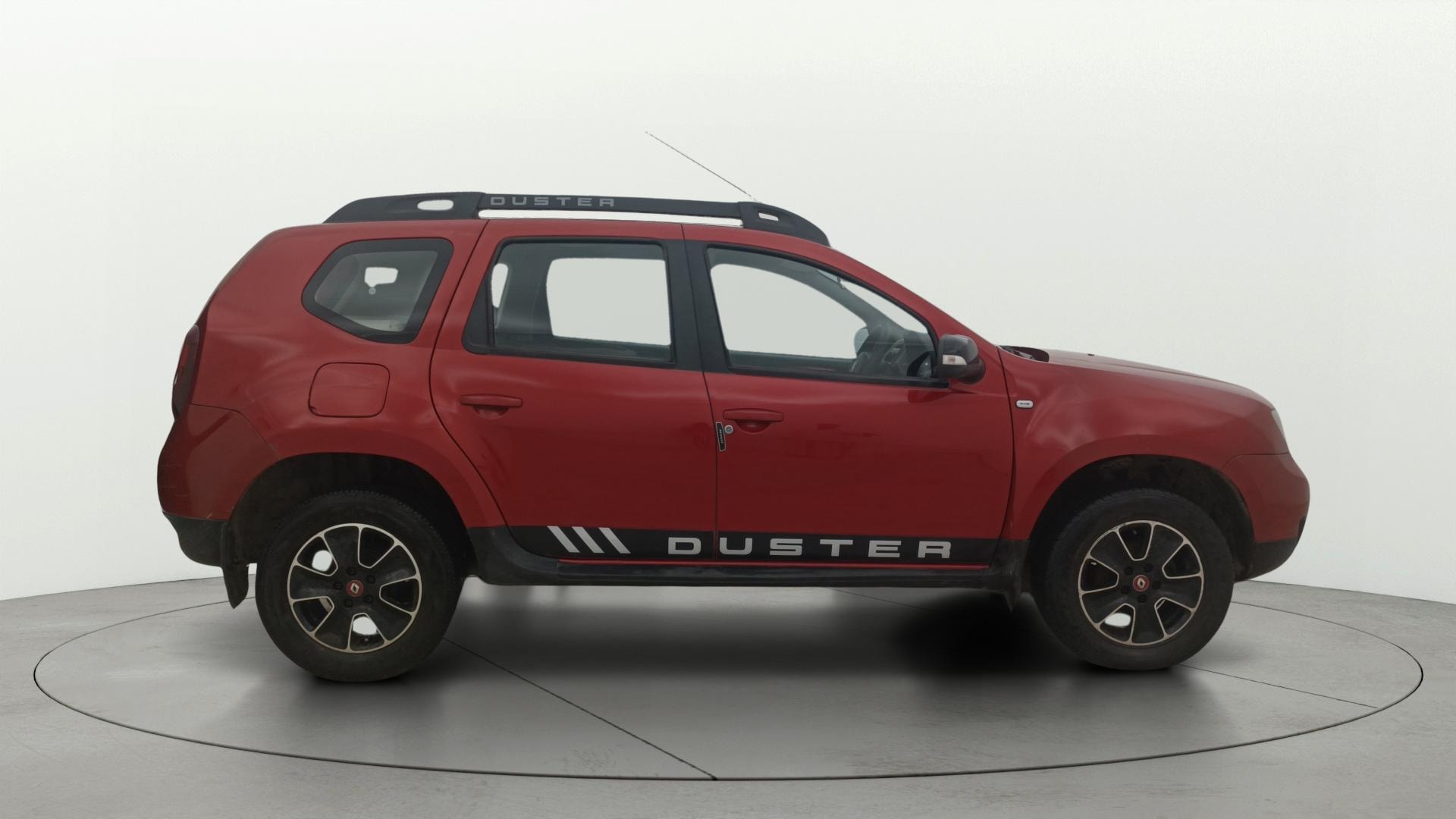 View 2018 Renault Duster Petrol RxS CVT Petrol Image 26 Used 2018 Renault Duster Petrol RxS CVT Petrol Image 26