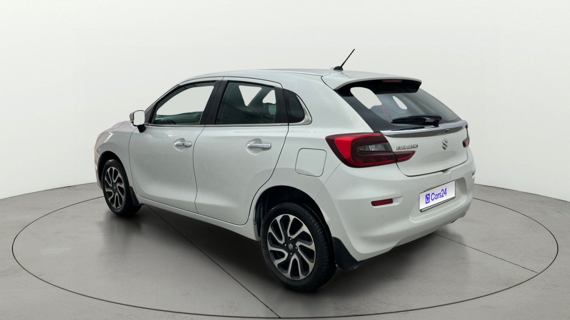 View 2022 Maruti Suzuki 1000 Base Variant Image 2 Used 2022 Maruti Suzuki 1000 Base Variant Image 2