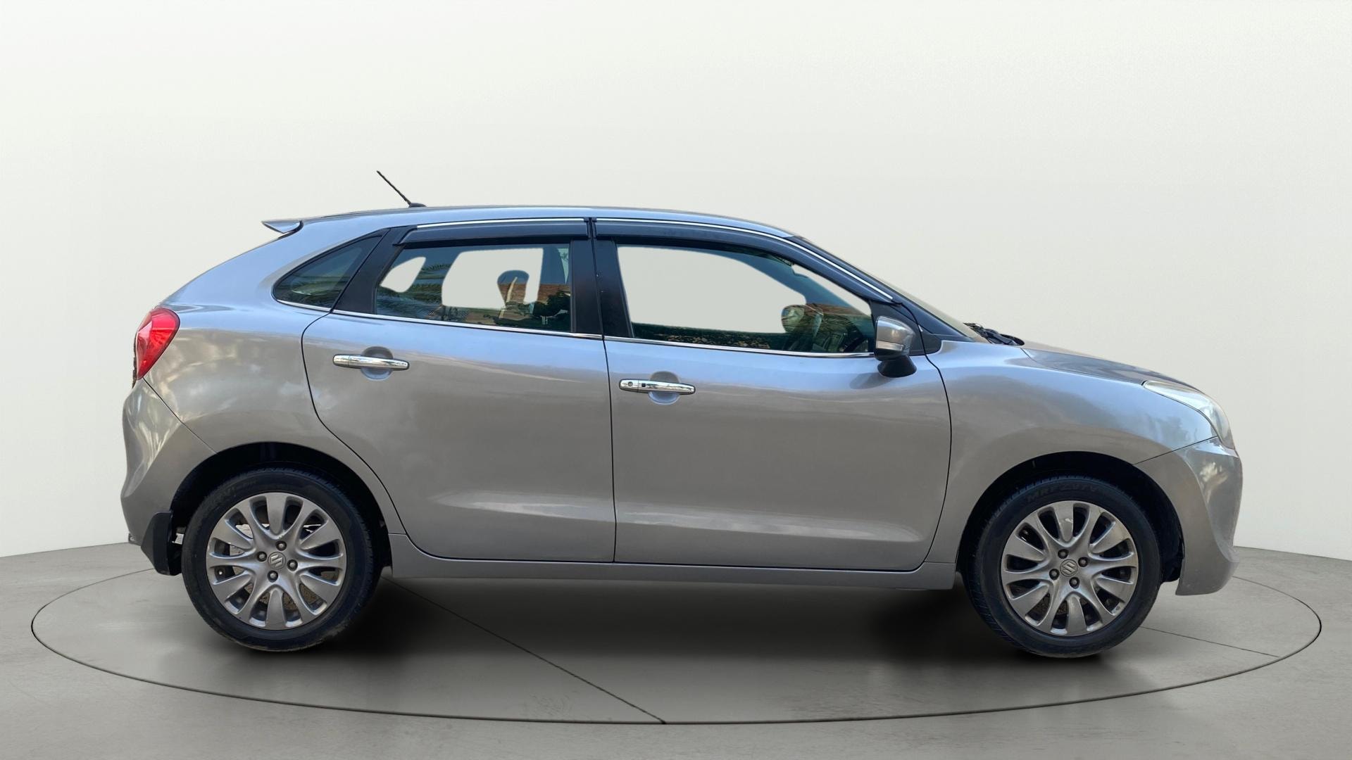 View 2018 Maruti Suzuki 1000 Base Variant Image 8 Used 2018 Maruti Suzuki 1000 Base Variant Image 8
