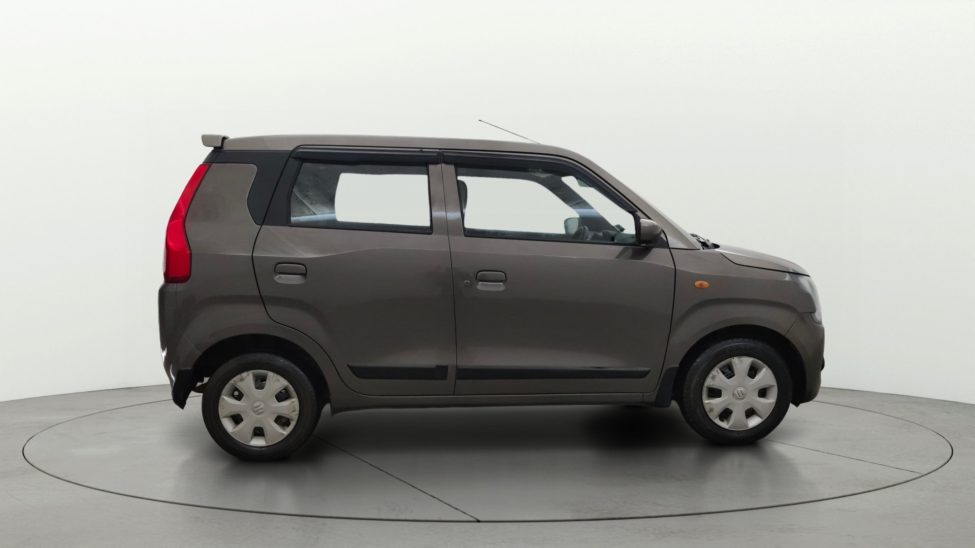 View 2019 Maruti Suzuki 1000 Base Variant Image 8 Used 2019 Maruti Suzuki 1000 Base Variant Image 8