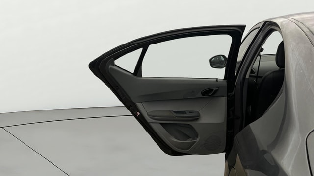 View Tata Tigor Image 22 Used Tata Tigor Image 22