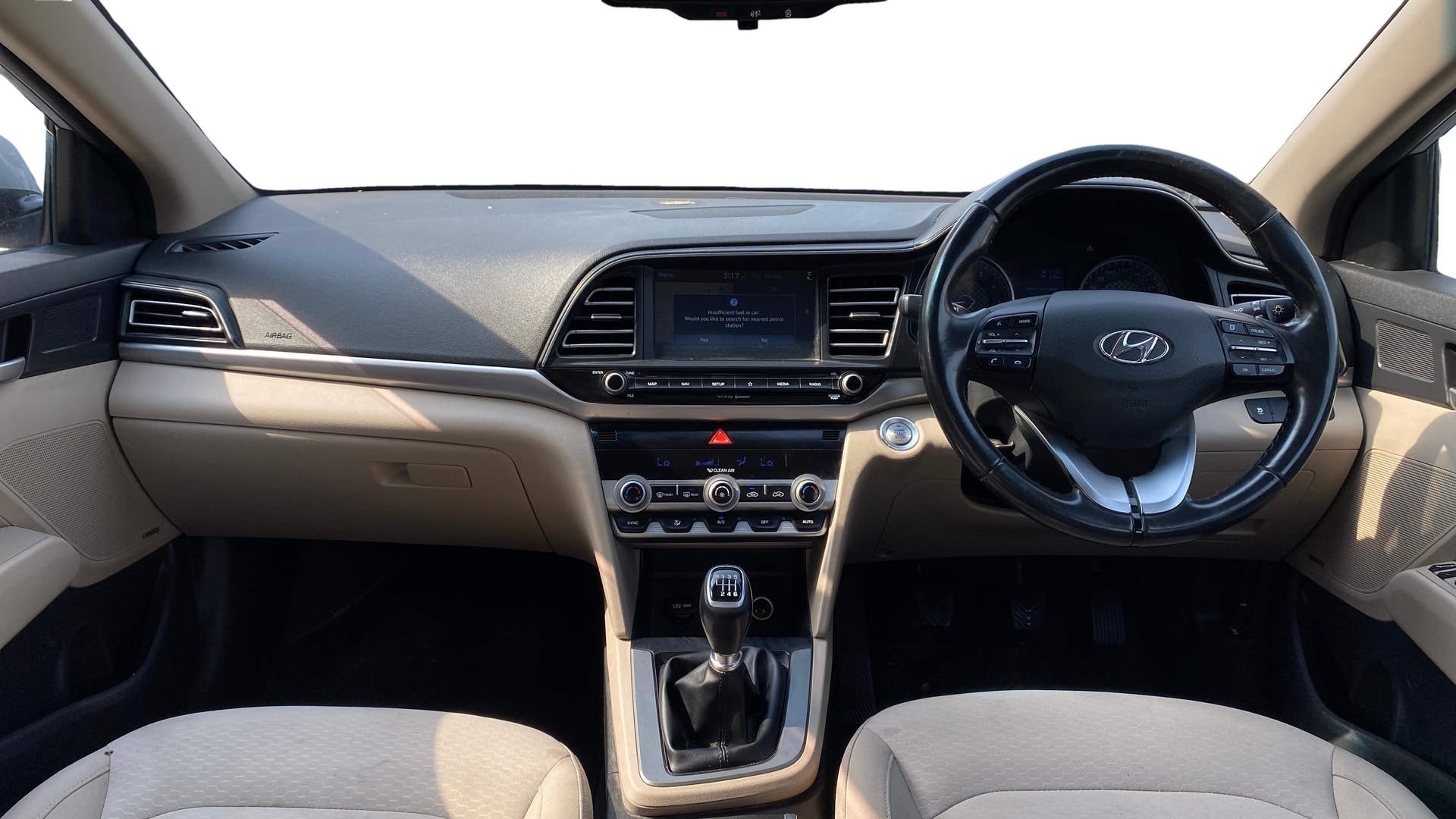 View 2022 Hyundai Elantra 1.6 CRDi S Image 16 Used 2022 Hyundai Elantra 1.6 CRDi S Image 16
