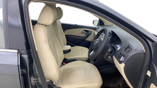 View Skoda Rapid Image 26 Used Skoda Rapid Image 26