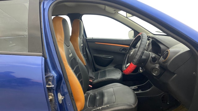 View Renault Kwid Image 25 Used Renault Kwid Image 25
