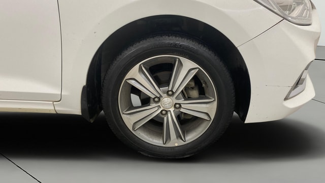 View Hyundai Verna Image 43 Used Hyundai Verna Image 43