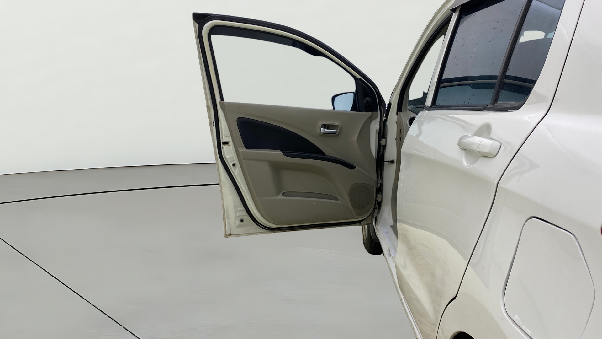 View 2014 Maruti Suzuki 1000 Base Variant Image 30 Used 2014 Maruti Suzuki 1000 Base Variant Image 30
