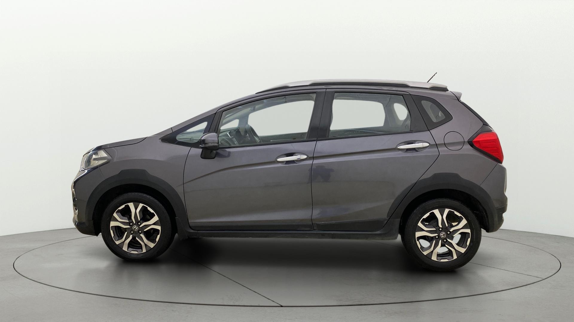 View 2019 Honda WR-V S MT Diesel Edge Edition Image 26 Used 2019 Honda WR-V S MT Diesel Edge Edition Image 26