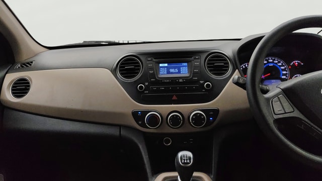 View Hyundai Grand i10 Image 17 Used Hyundai Grand i10 Image 17