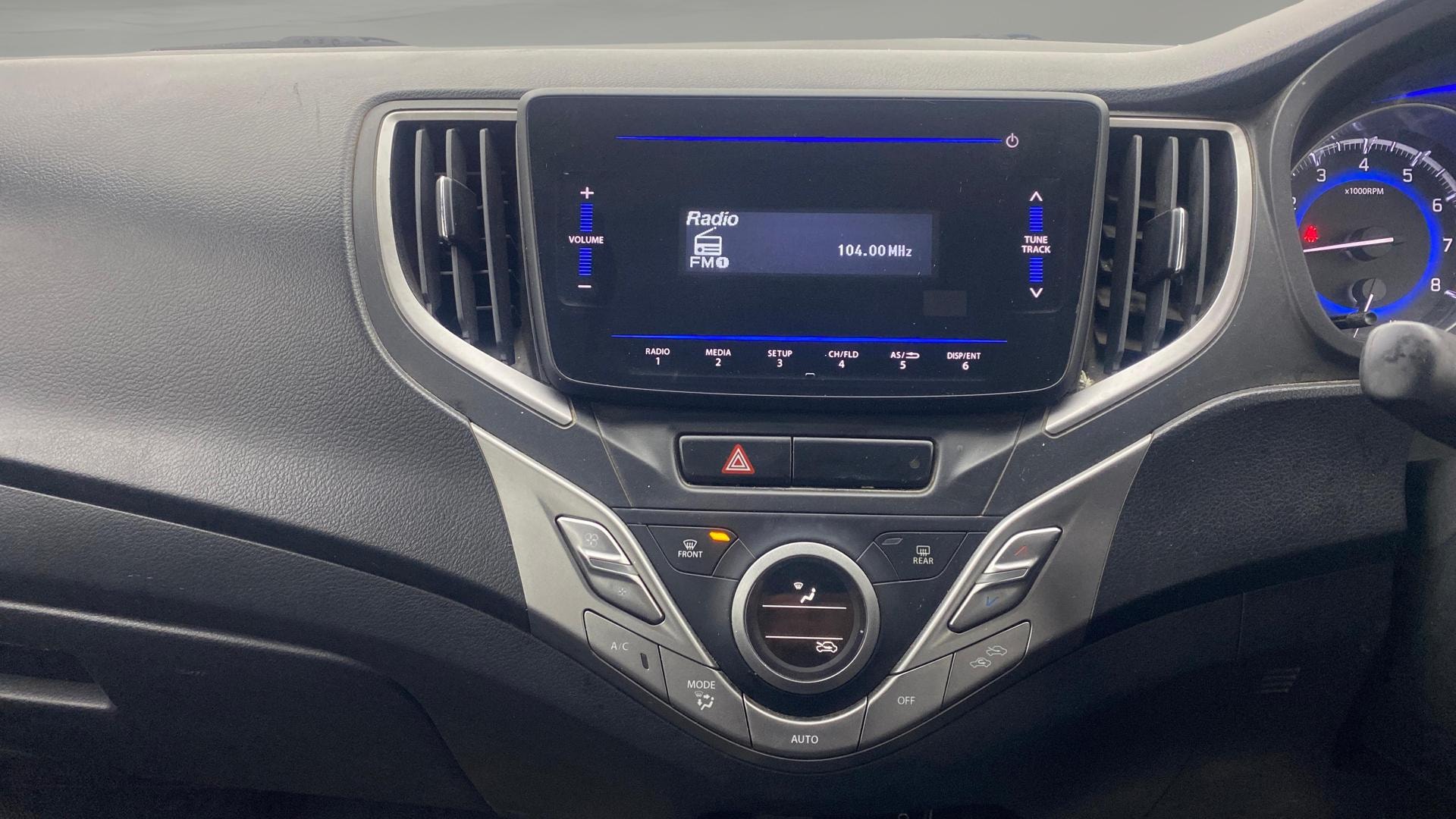 View 2019 Maruti Suzuki 1000 Base Variant Image 17 Used 2019 Maruti Suzuki 1000 Base Variant Image 17