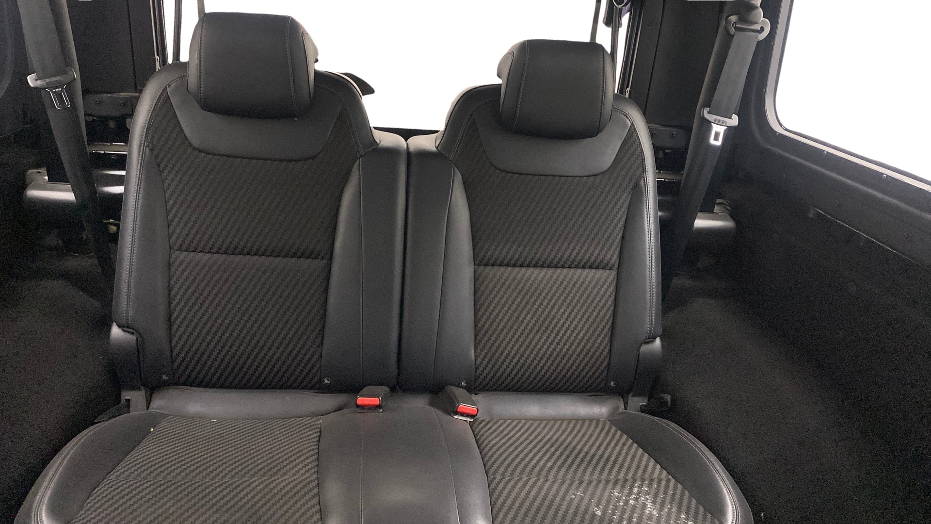 View 2023 Mahindra Thar AX Standard Manual Soft Top 6 Seater Image 28 Used 2023 Mahindra Thar AX Standard Manual Soft Top 6 Seater Image 28