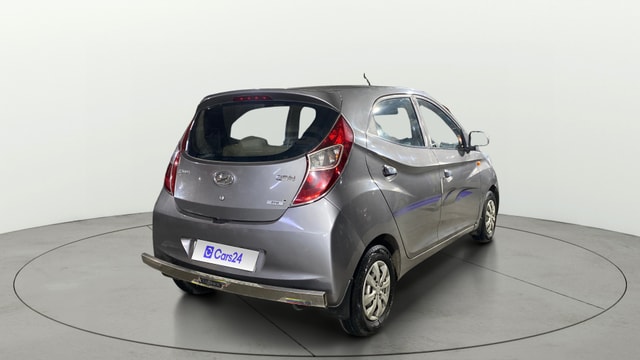 View Hyundai EON Image 41 Used Hyundai EON Image 41