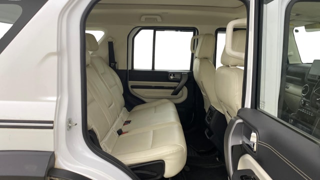 View Mahindra Thar Roxx Image 30 Used Mahindra Thar Roxx Image 30