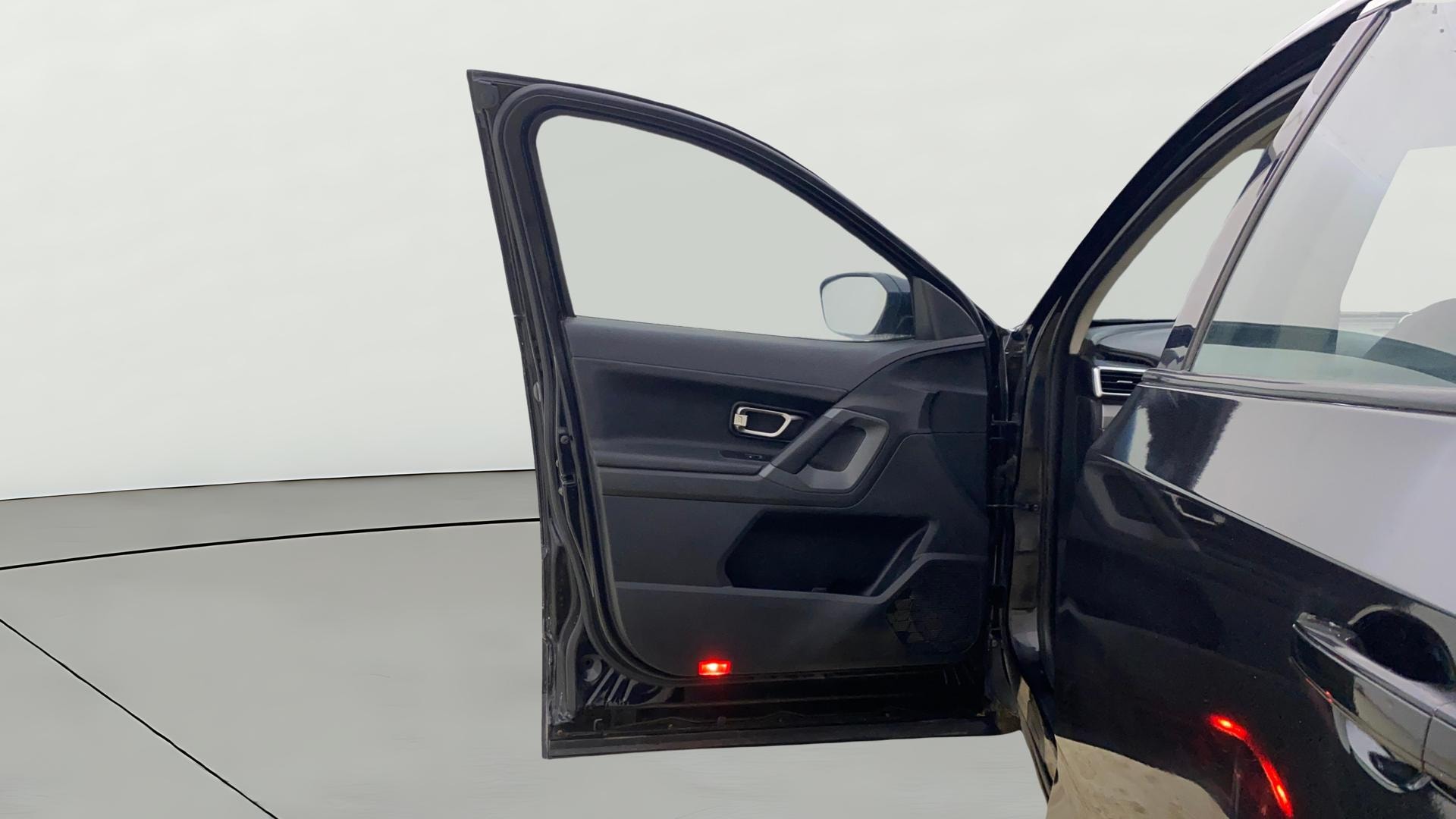 View 2020 Tata Harrier XE Image 39 Used 2020 Tata Harrier XE Image 39