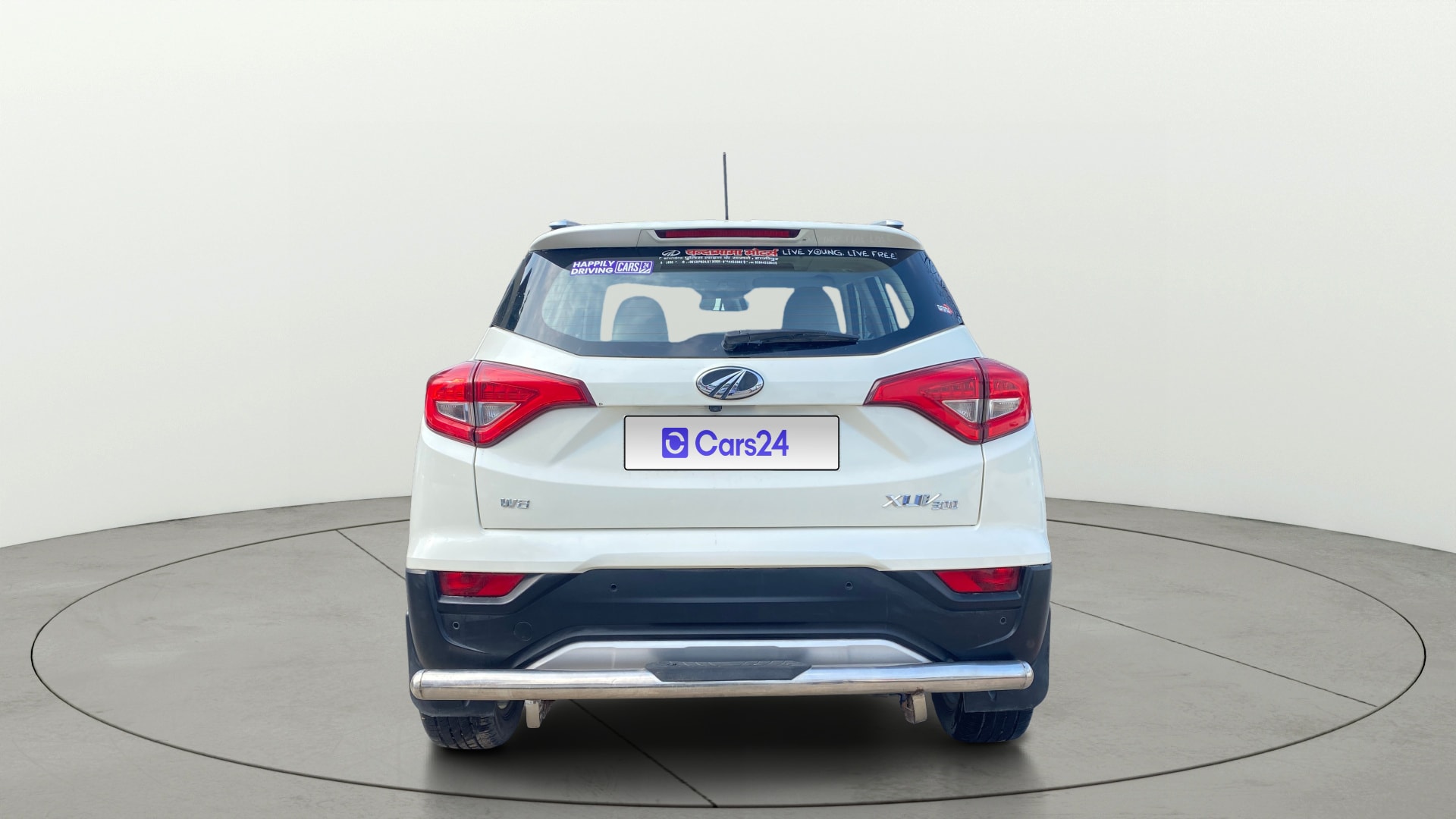 View 2019 Mahindra XUV300 W4 Petrol BS IV Image 42 Used 2019 Mahindra XUV300 W4 Petrol BS IV Image 42