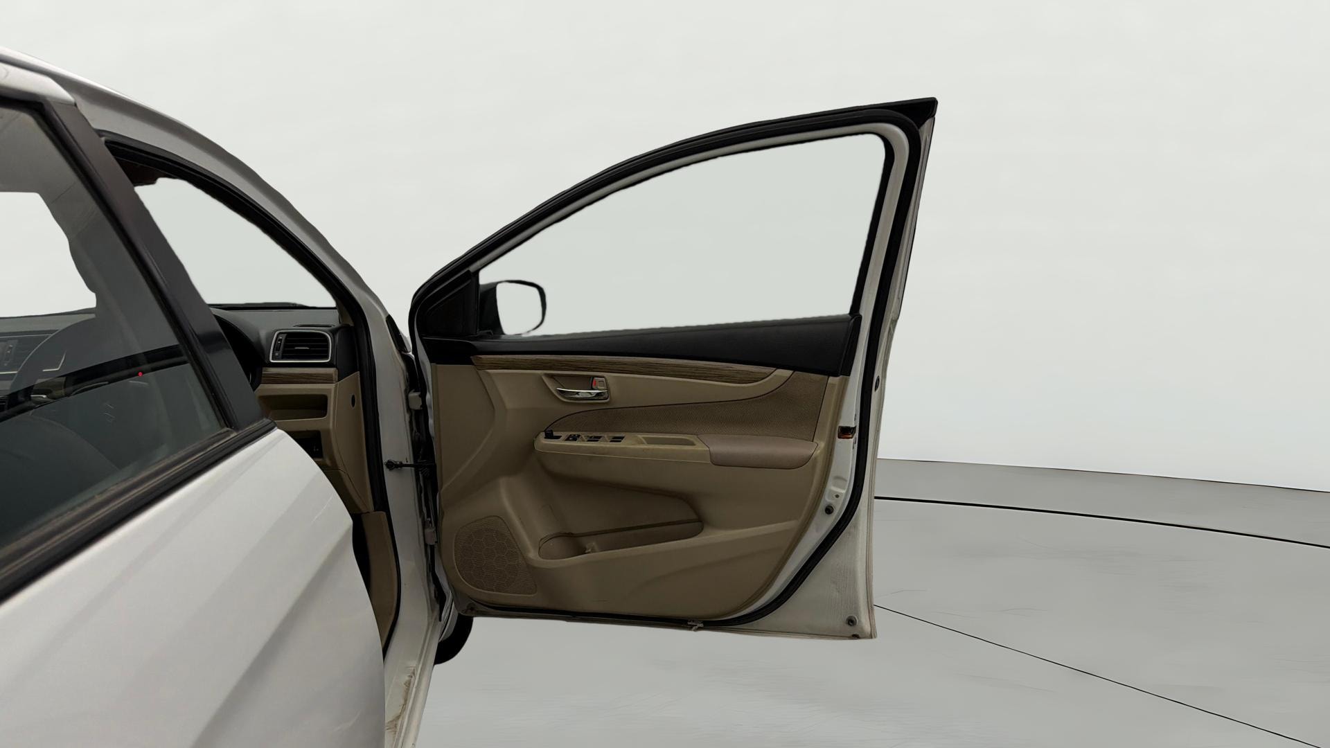 View 2019 Maruti Suzuki 1000 Base Variant Image 44 Used 2019 Maruti Suzuki 1000 Base Variant Image 44