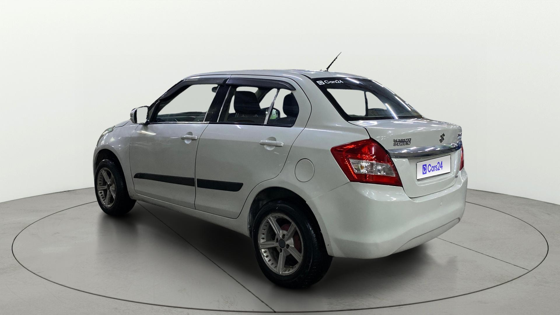 View 2016 Maruti Suzuki 1000 Base Variant Image 2 Used 2016 Maruti Suzuki 1000 Base Variant Image 2