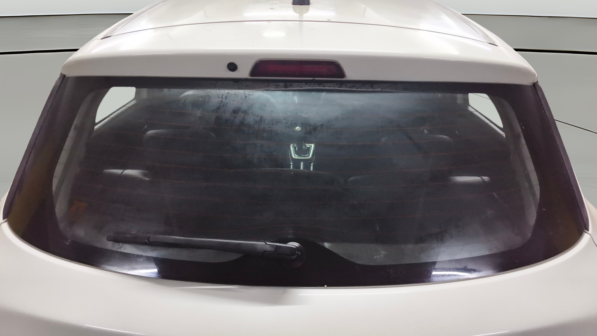 View 2018 Maruti Suzuki 1000 Base Variant Image 4 Used 2018 Maruti Suzuki 1000 Base Variant Image 4