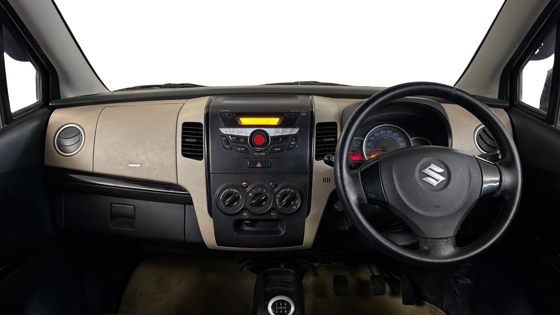 View 2017 Maruti Suzuki 1000 Base Variant Image 15 Used 2017 Maruti Suzuki 1000 Base Variant Image 15