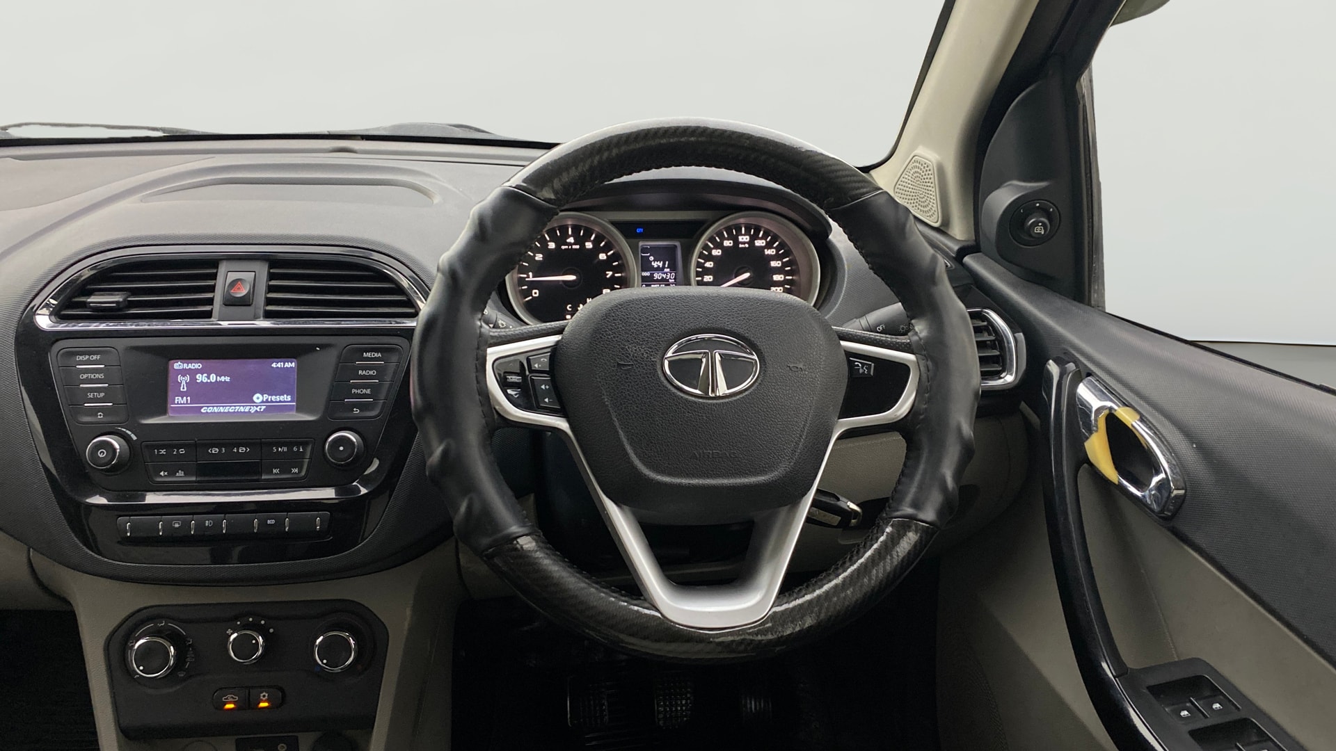 Used 2017 Tata Tiago Used 2017 Tata Tiago