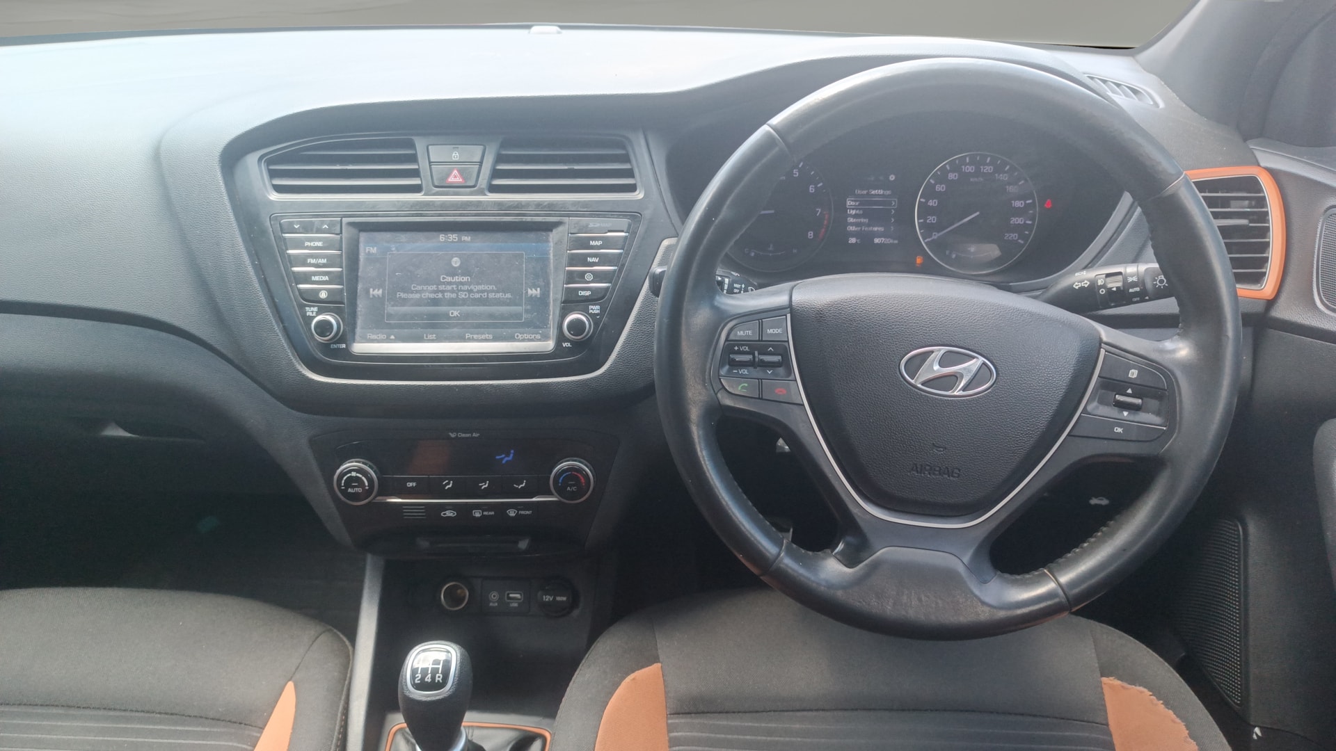 View 2016 Hyundai i20 Active 1.2 SX Image 13 Used 2016 Hyundai i20 Active 1.2 SX Image 13