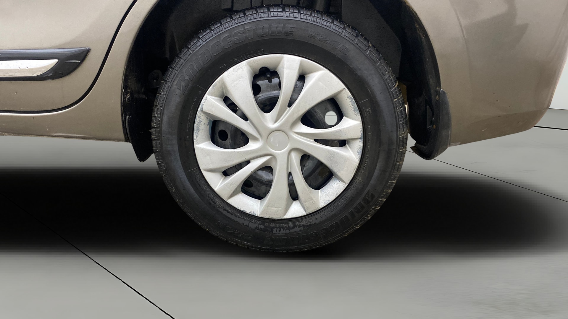 View 2019 Maruti Suzuki 1000 Base Variant Image 11 Used 2019 Maruti Suzuki 1000 Base Variant Image 11