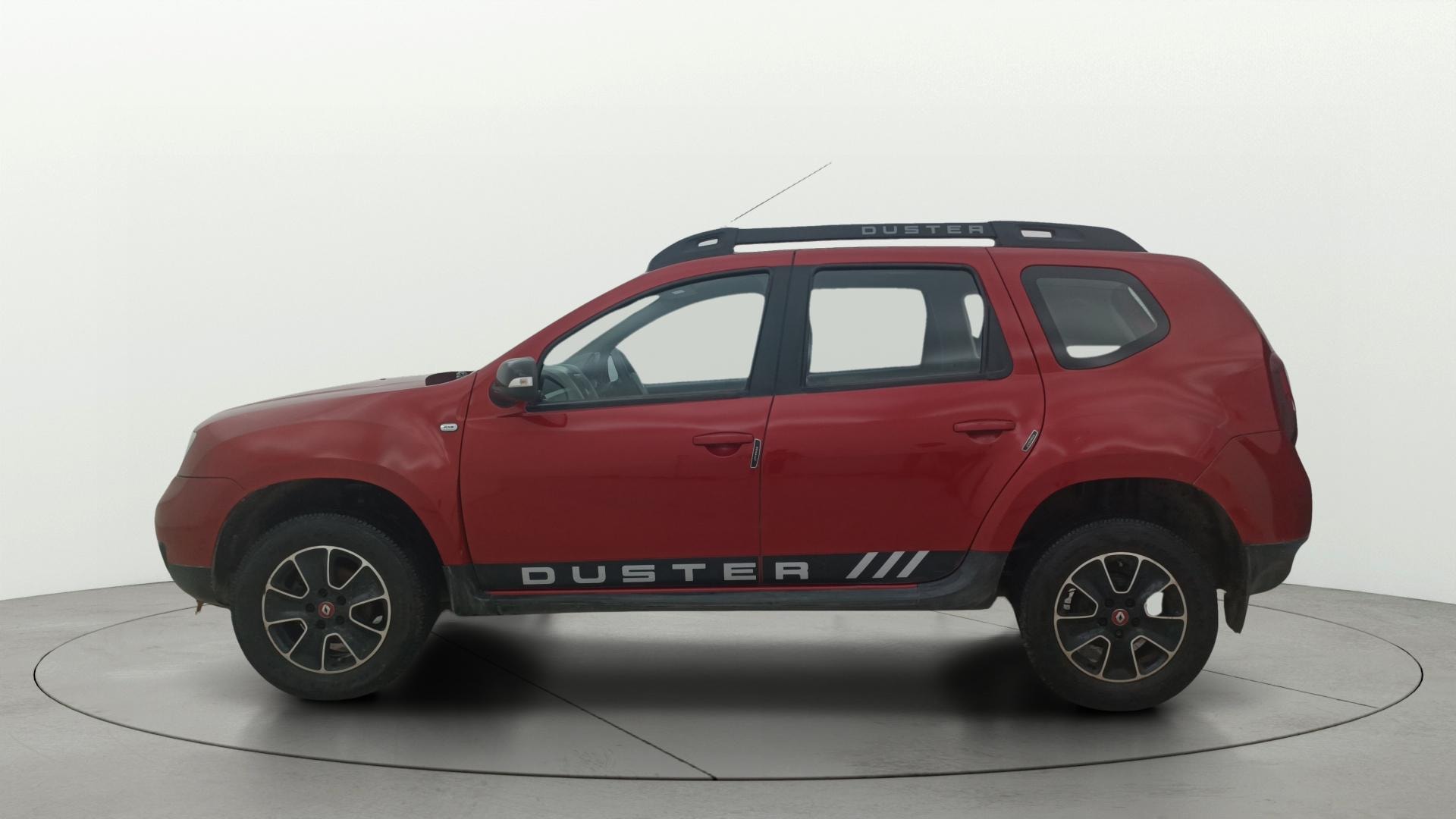 View 2018 Renault Duster Petrol RxS CVT Petrol Image 25 Used 2018 Renault Duster Petrol RxS CVT Petrol Image 25