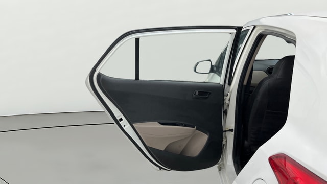 View Hyundai Grand i10 Image 22 Used Hyundai Grand i10 Image 22