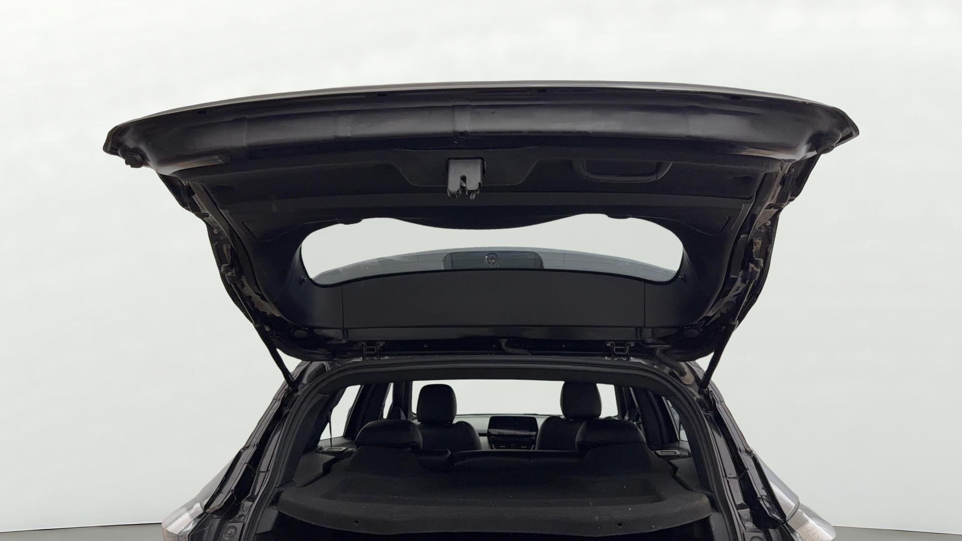 View 2022 Tata Harrier XE Image 17 Used 2022 Tata Harrier XE Image 17